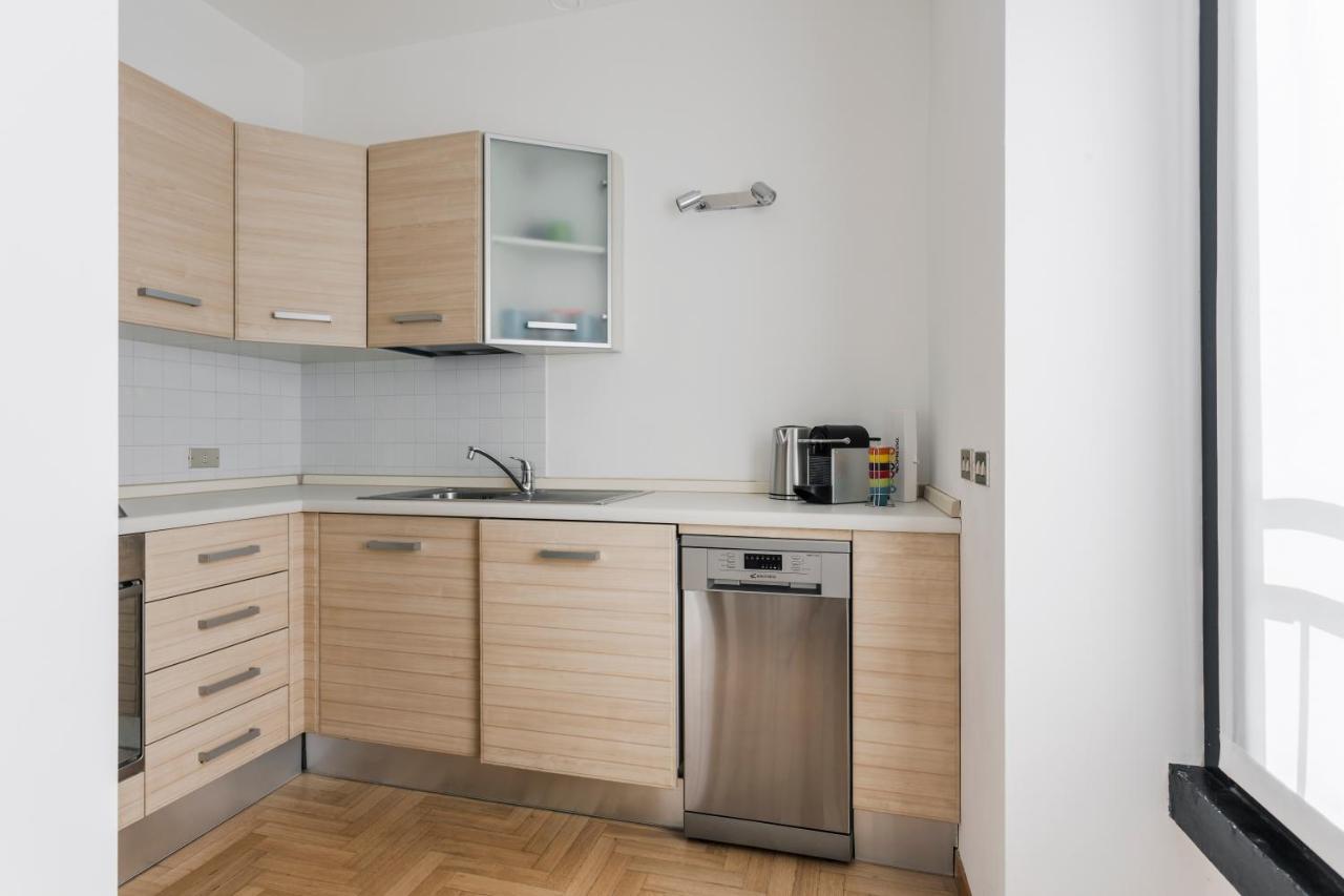 Living Brera, A Unique Experience - Vicolo Fiori Milão Exterior foto
